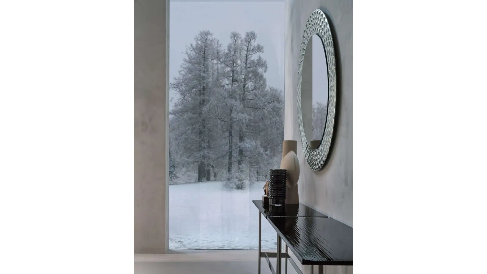 Pasha round mirror with a back-silvered fused glass frame by Fiam
