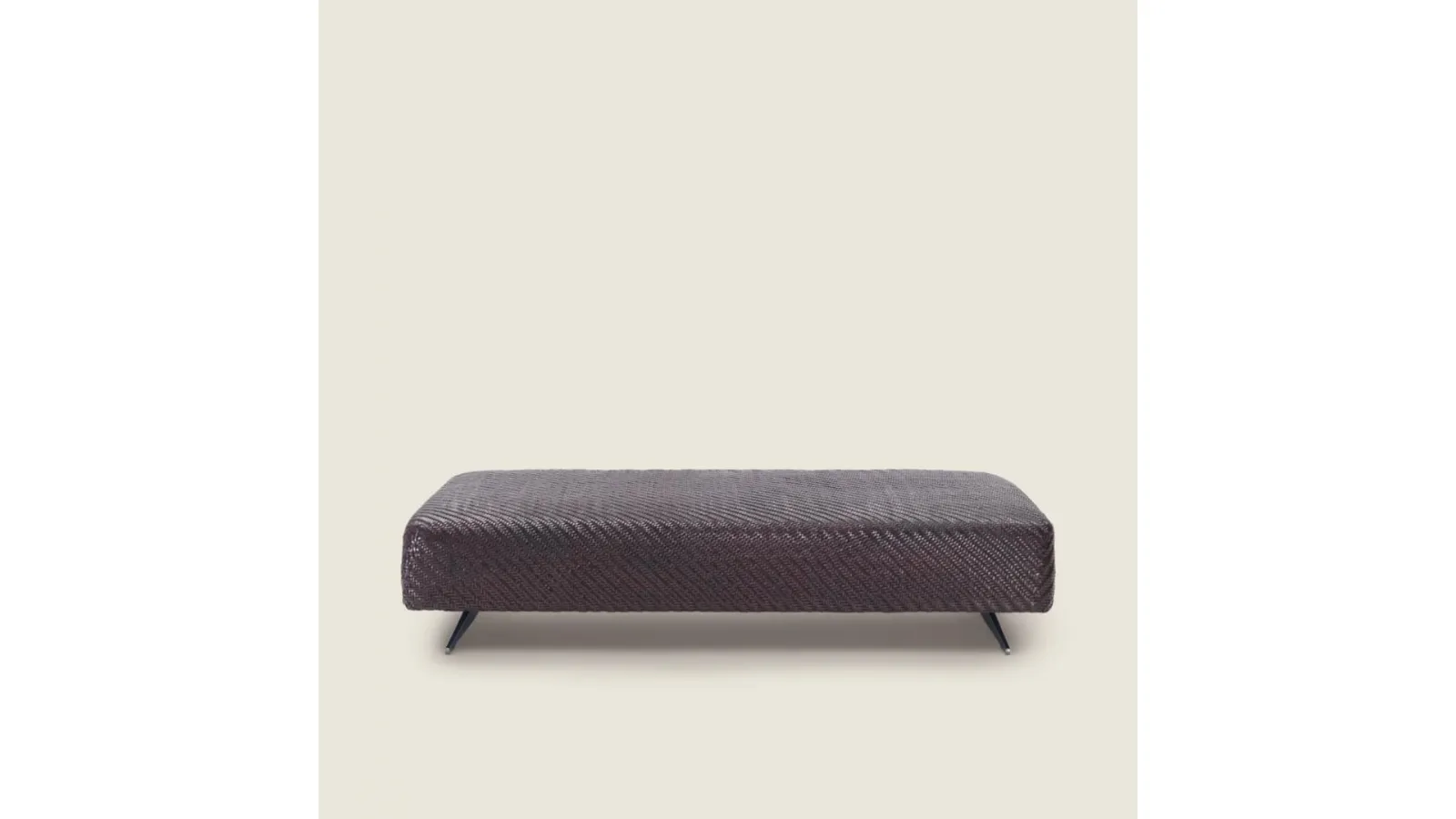 Filicudi Pouf in woven leather by Flexform