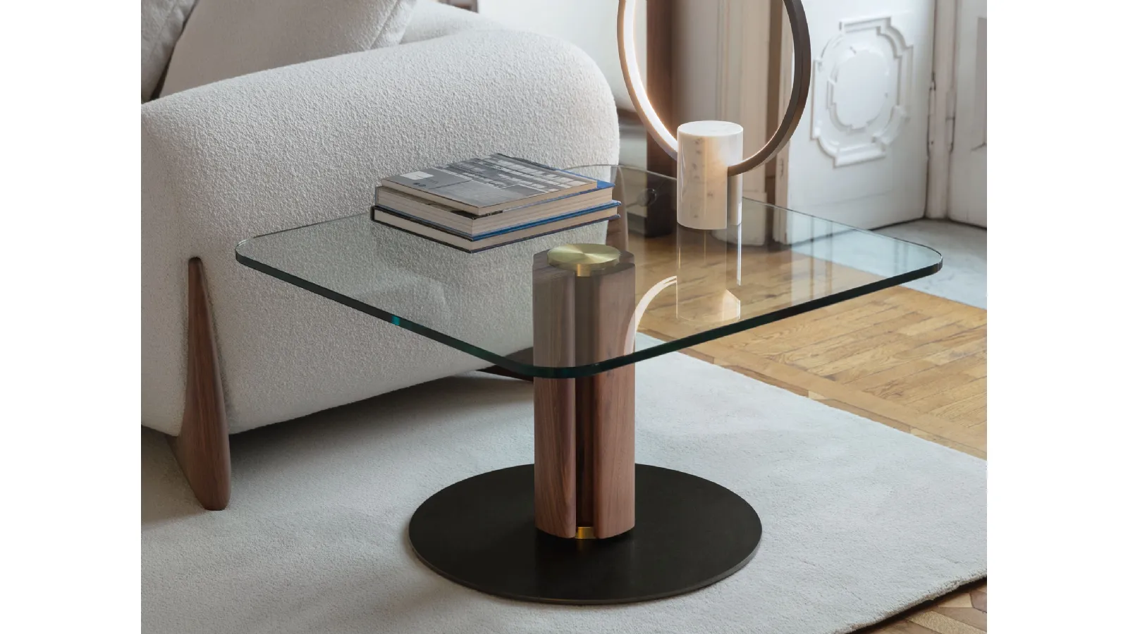 High square side table with transparent glass top Quadrifoglio by Porada
