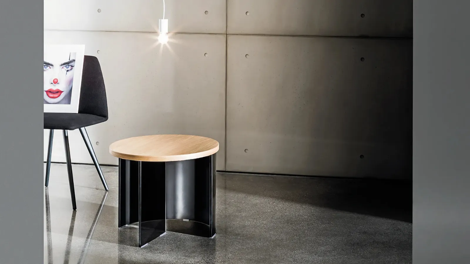 Regolo Round Side Table by Sovet