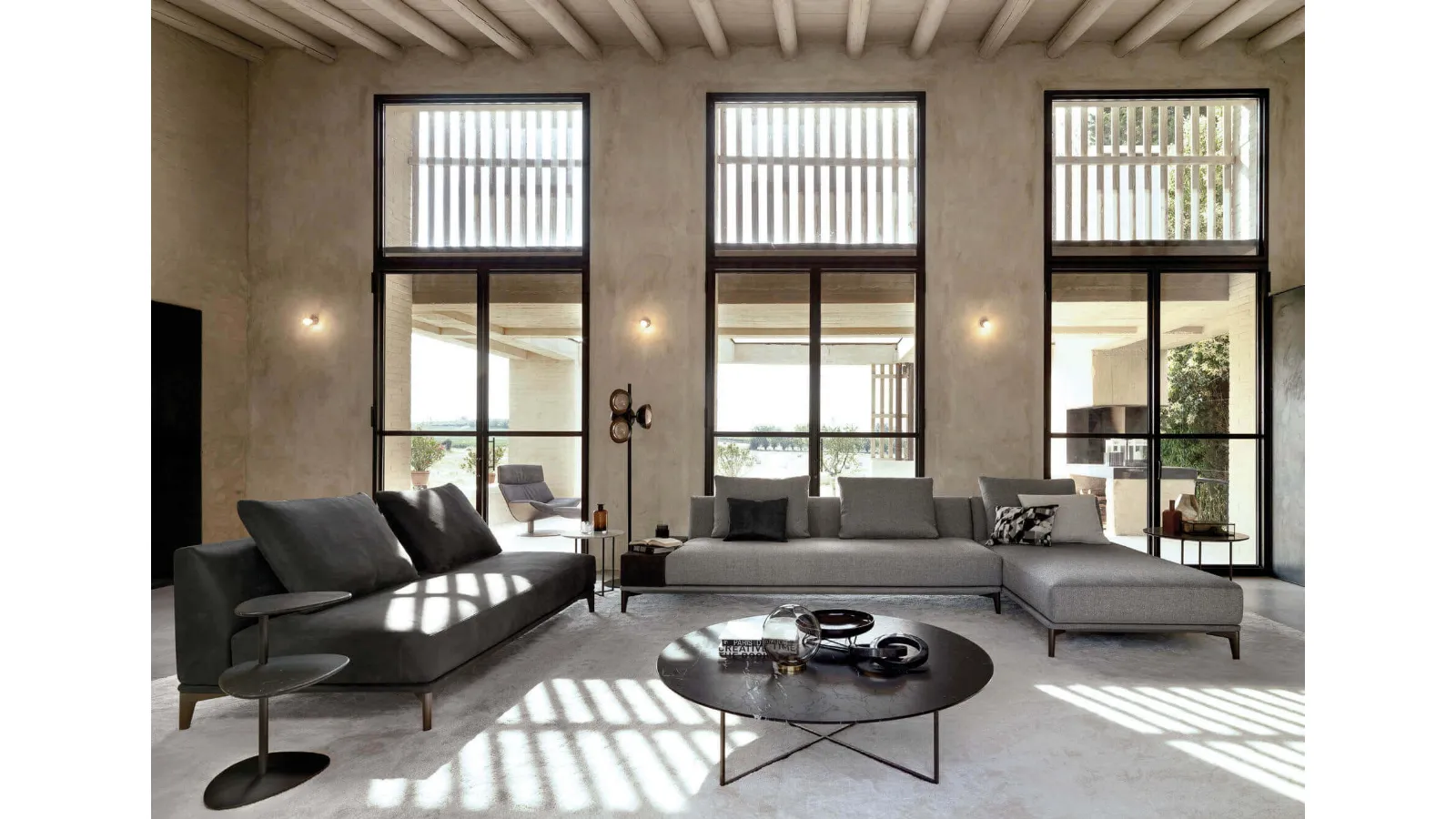 Sabi coffee table with Desirèe marble top