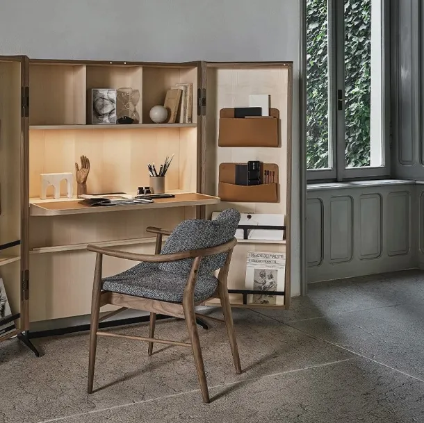 Freestanding wooden desk by Savio di Porada