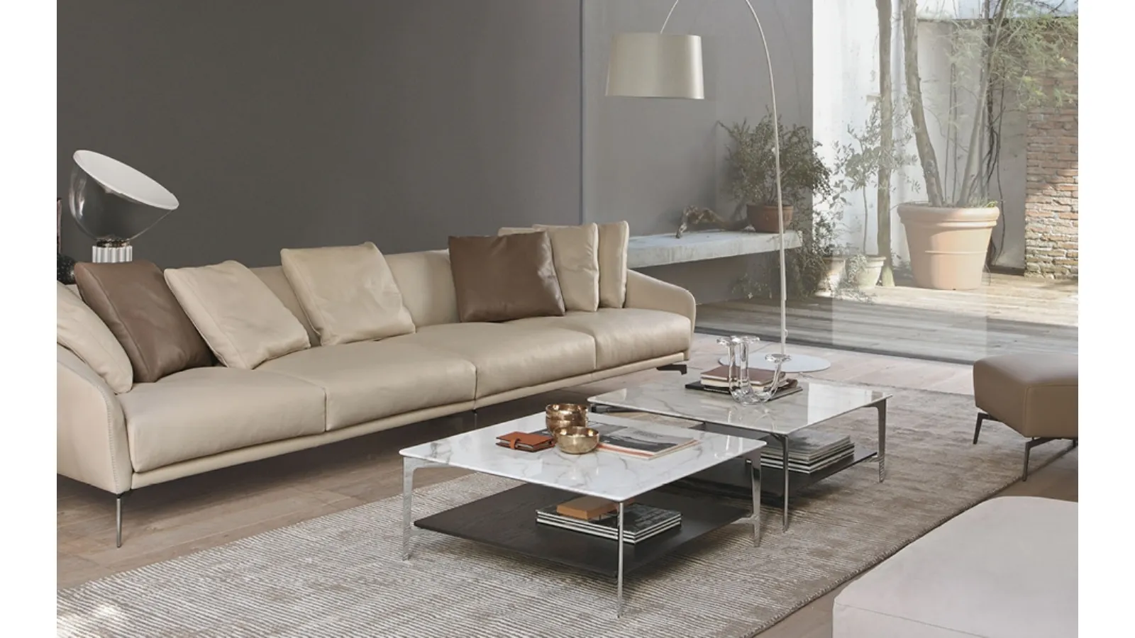 Square side table with marble top and chrome steel base Sax by Alivar