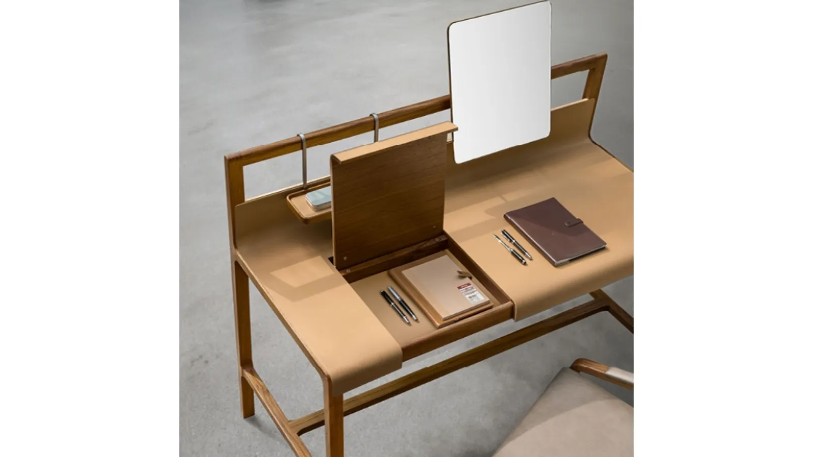 Scribe Desk in solid wood with Alivar leather-covered top