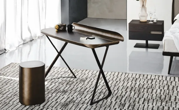 Cocoon Leather Desk with steel base and leather top by Cattelan Italia