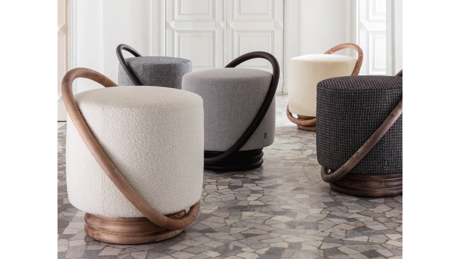 Smile Pouf in fabric and wood by Porada