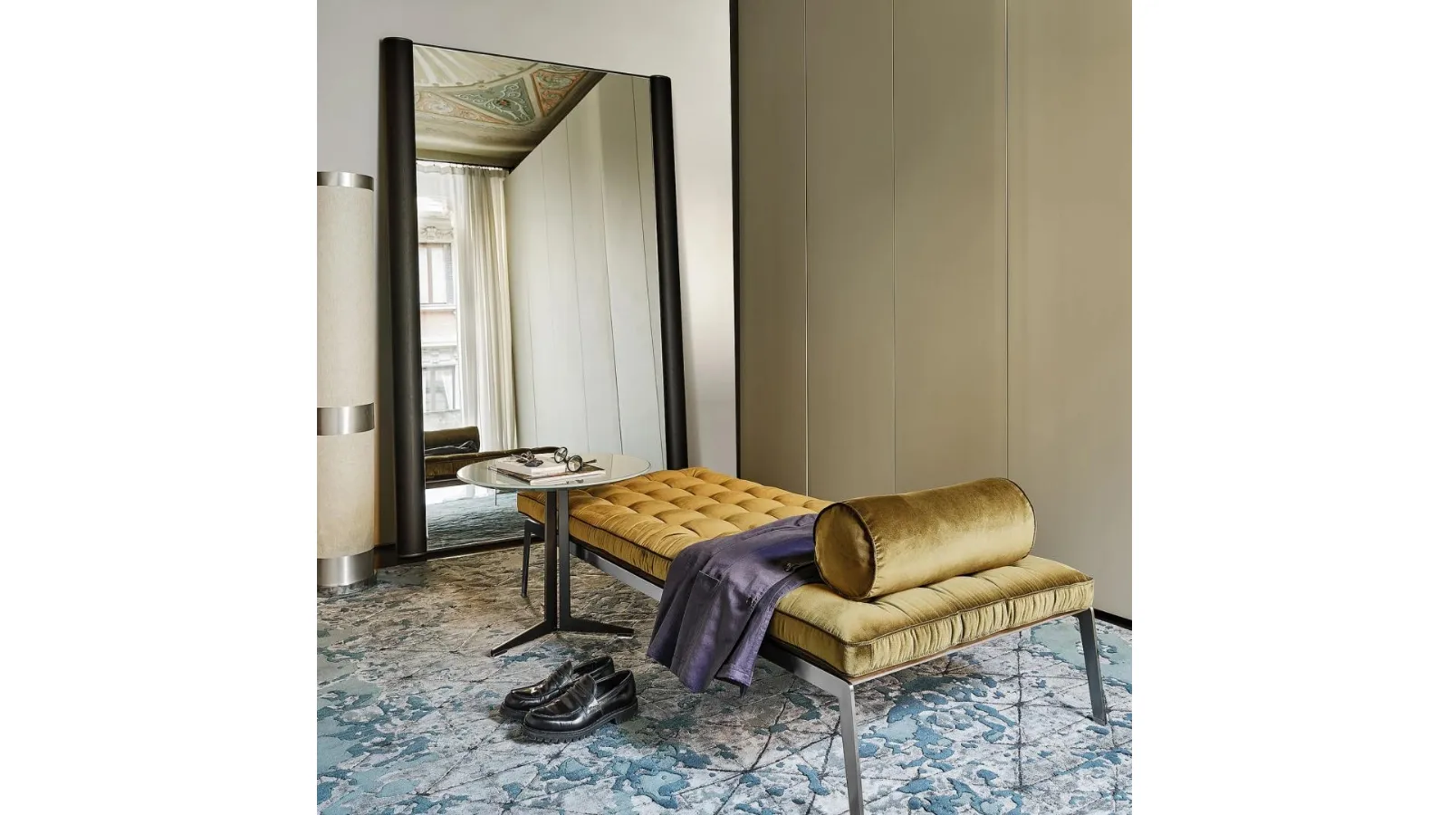 Egon Mirror with wooden frame by Flexform