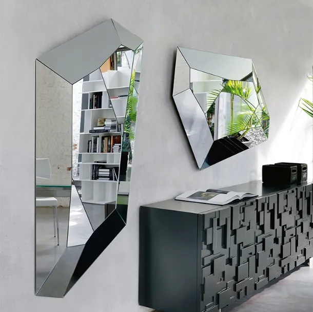 Three-dimensional Diamond mirror by Cattelan Italia