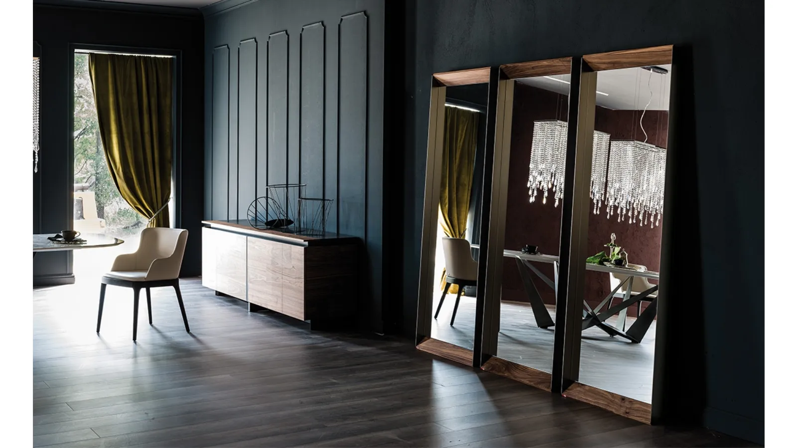 Excalibur Mirror with solid Canaletto Walnut frame by Cattelan Italia
