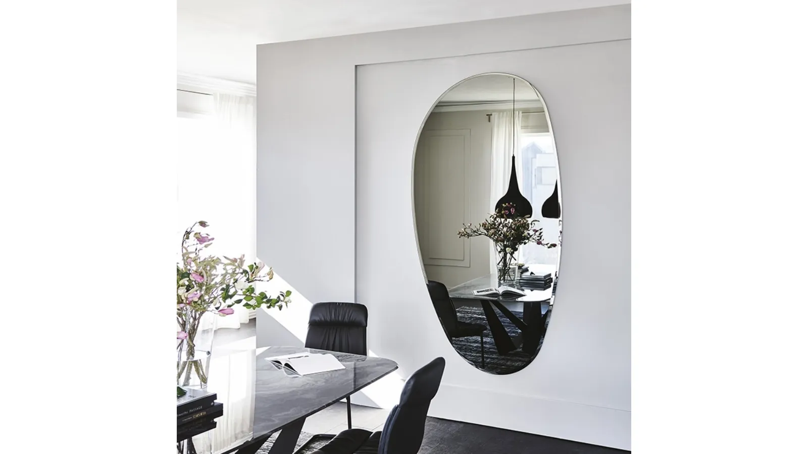 Irregularly shaped Hawaii Magnum mirror by Cattelan Italia