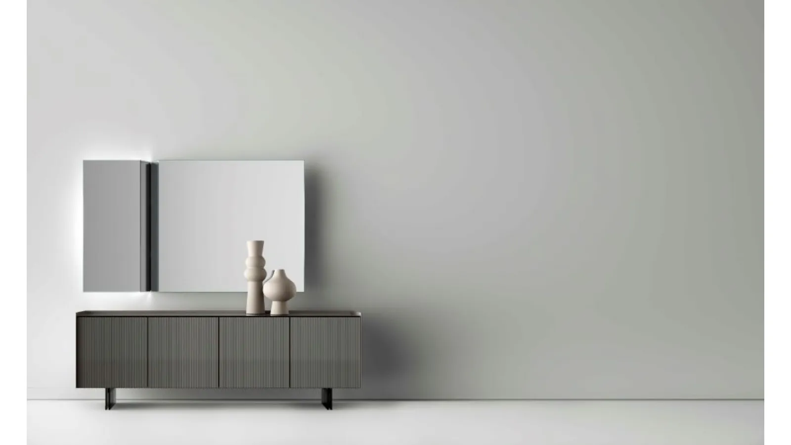 Split Mirror by Tonelli