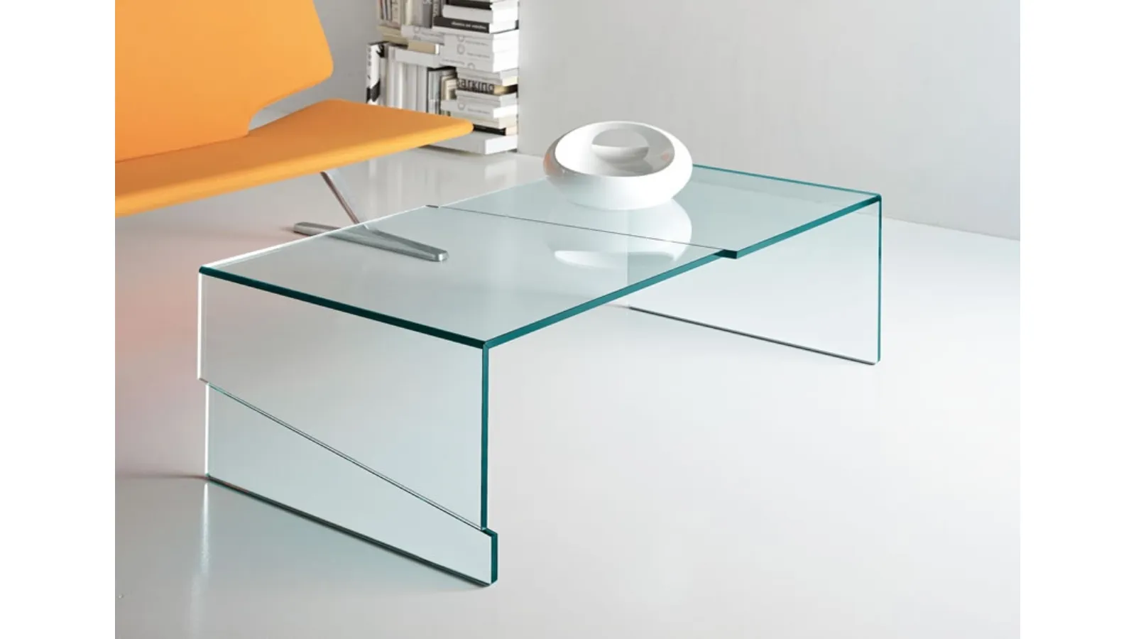 Design side table with cantilevered cut and welded side and support panels Strappo by Tonelli