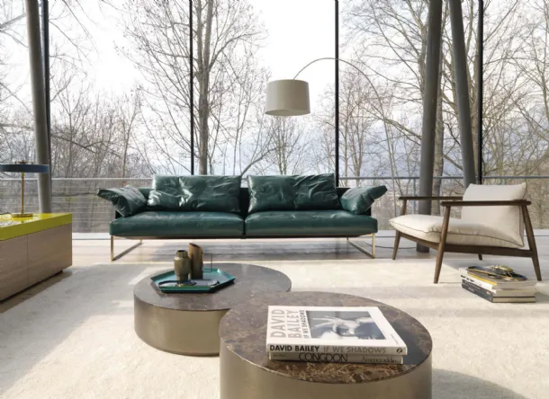 Round Stum coffee table in marble and metal by Desirèe