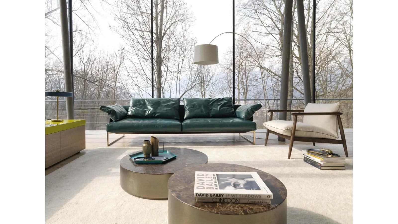 Round Stum coffee table in marble and metal by Desirèe