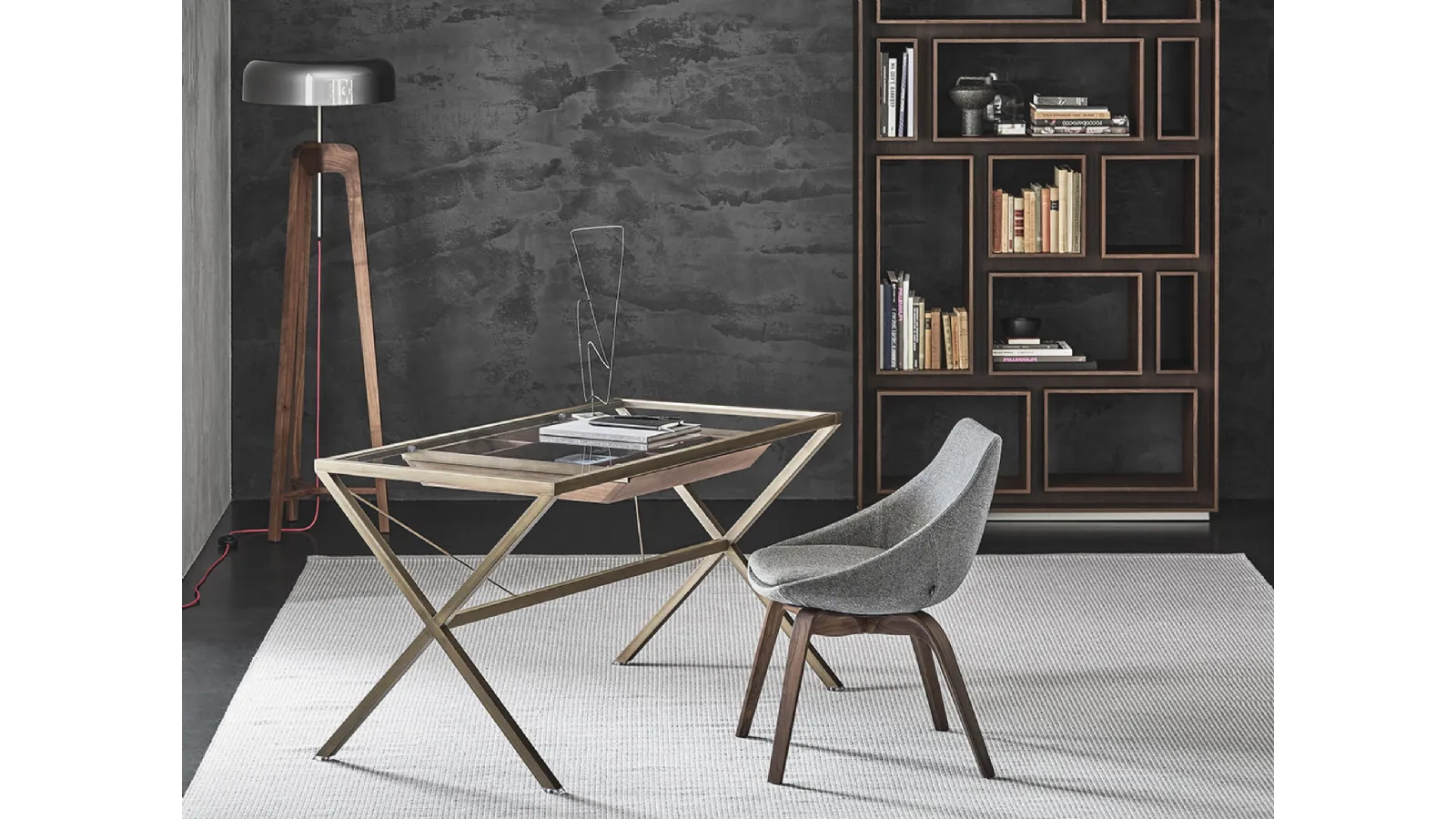 Stylo desk by Porada with glass top and metal frame