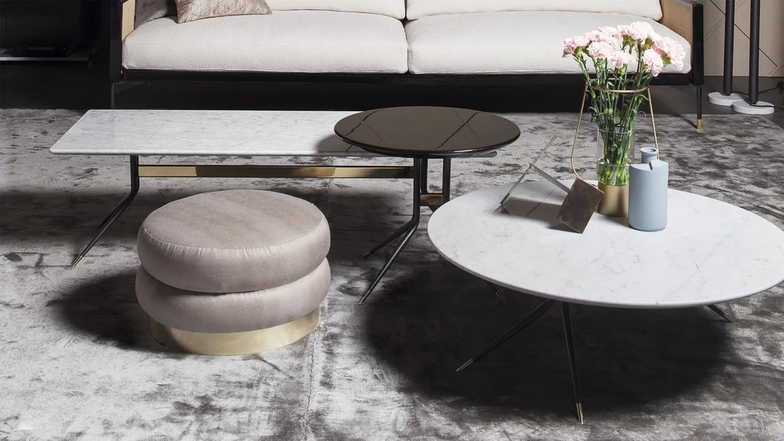 Swing marble side table by Vibieffe