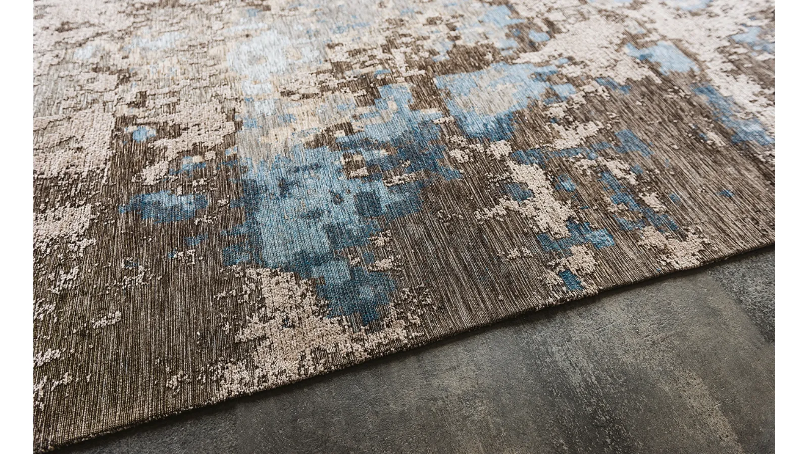 Radja cotton and chenille fabric rug by Cattelan Italia