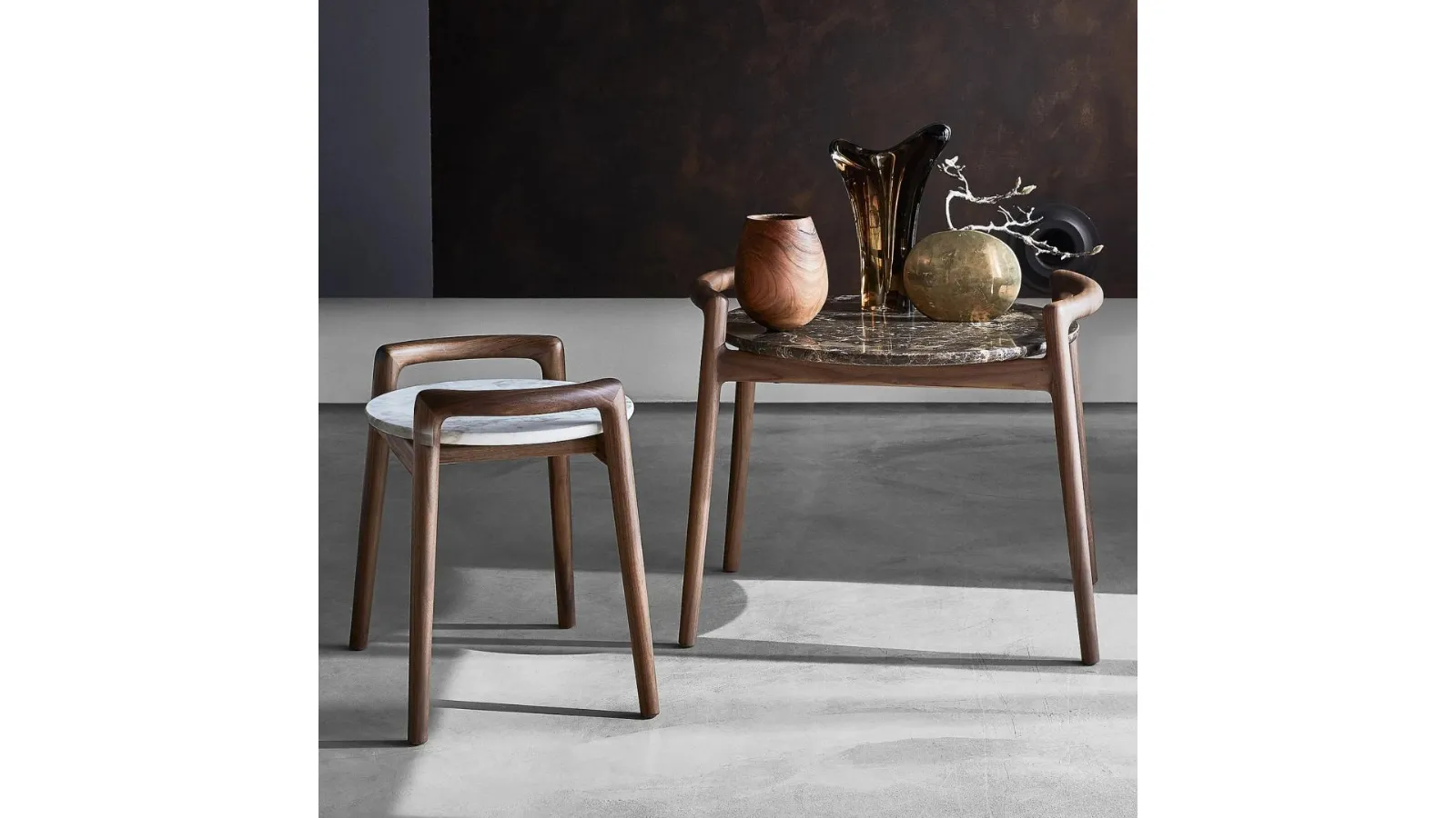Ascanio coffee table with marble top and solid wood frame by Flexform