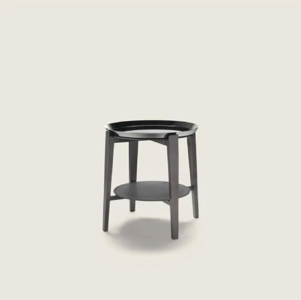 Cabaré side table with leather top and wooden base by Flexform