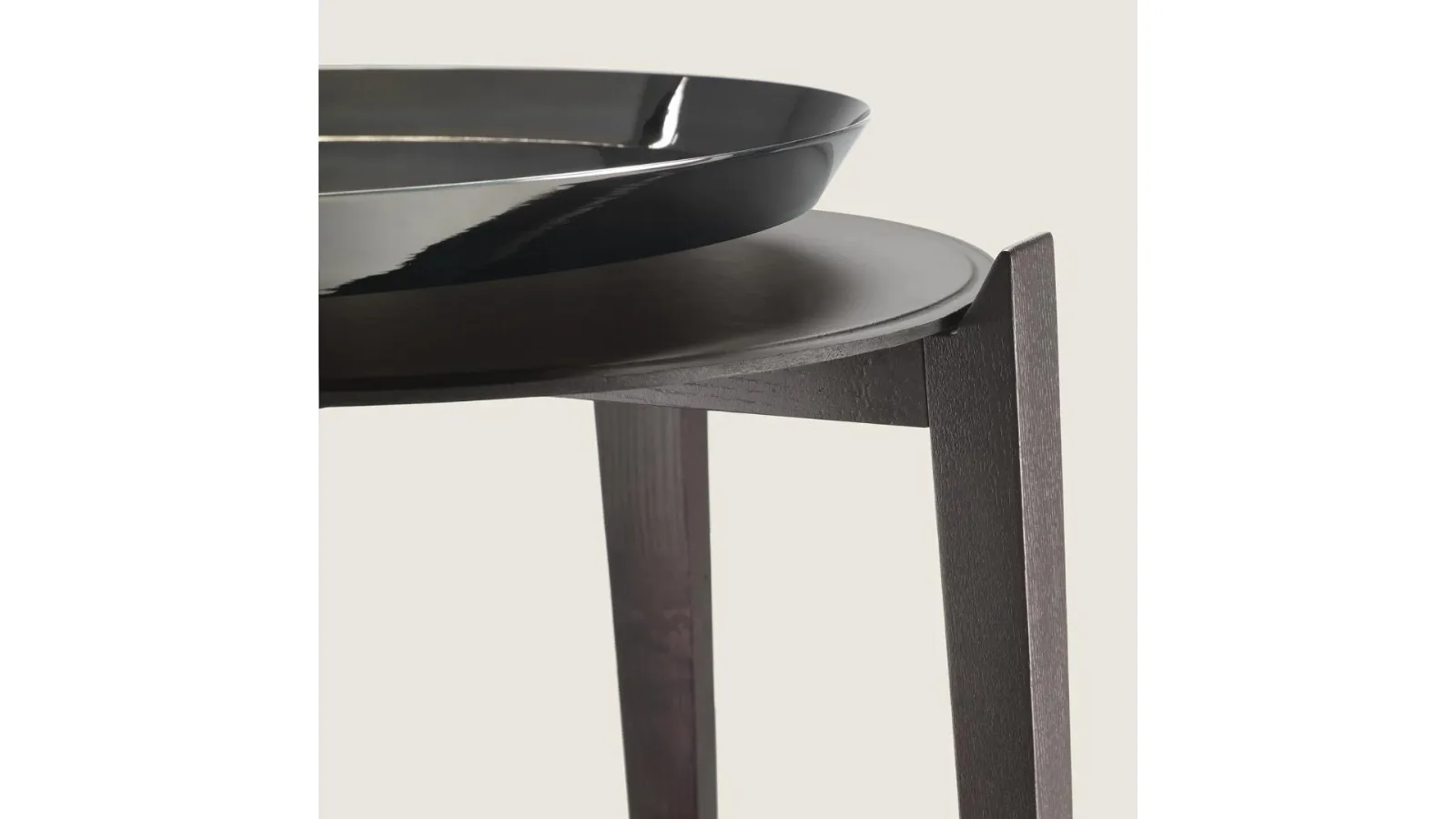 Cabaré Coffee Table with Leather Top and Wooden Base by Flexform