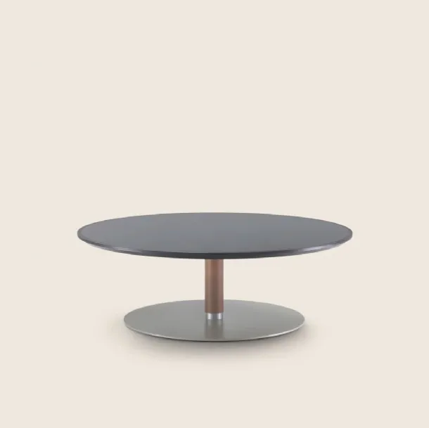 Eri coffee table in solid wood by Flexform