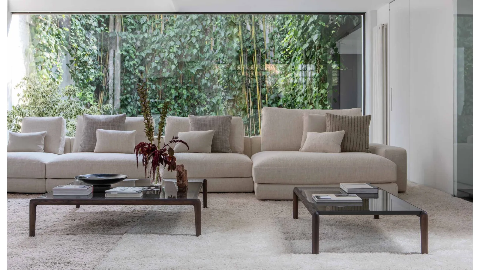 Gaudì coffee table in crystal and wood by Flou