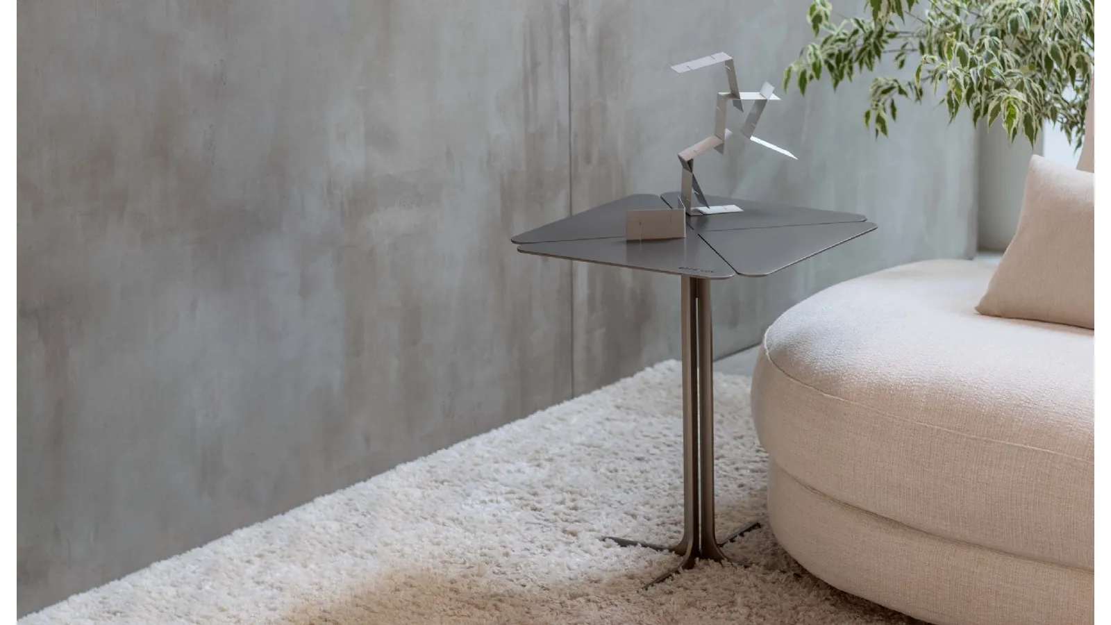 Lucky painted metal side table by Flou