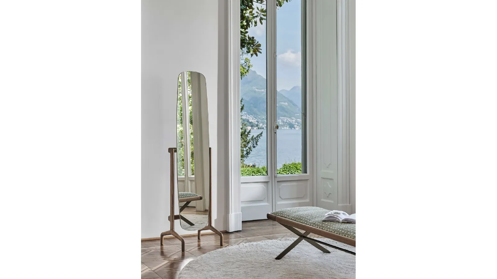 Freestanding mirror with solid wood Timothy structure by Porada
