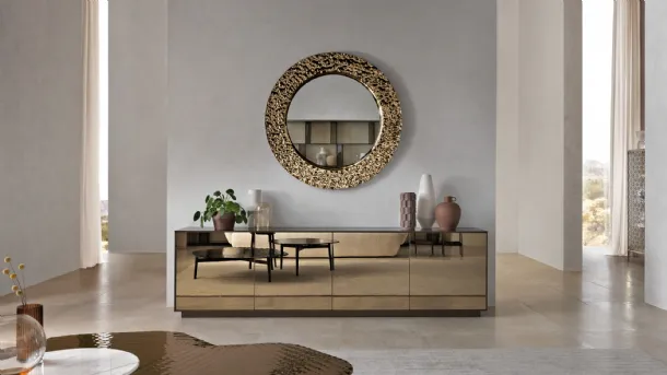Round Venus mirror with a fused glass frame featuring an artistic relief decoration by Fiam