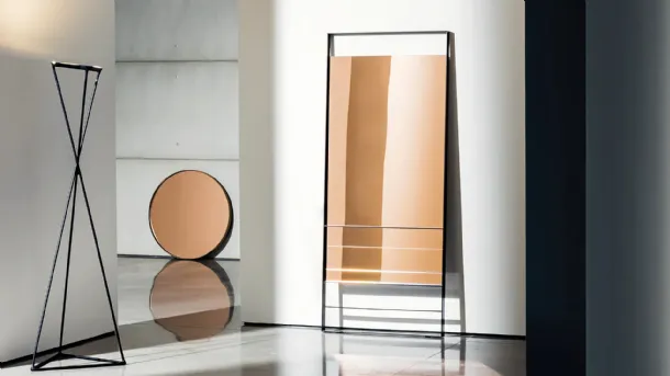 Rectangular floor mirror with lacquered metal structure Visual by Sovet