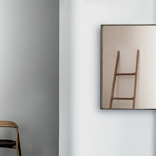 Square mirror with lacquered metal frame Visual Square by Sovet