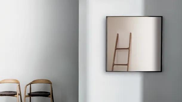 Square mirror with lacquered metal frame Visual Square by Sovet