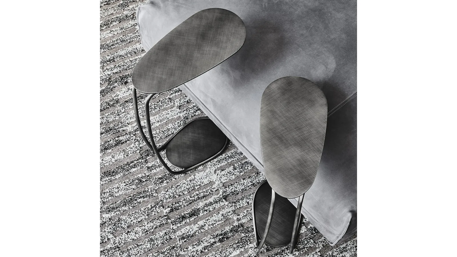 Coffee table with base and top in painted steel Yago by Cattelan Italia