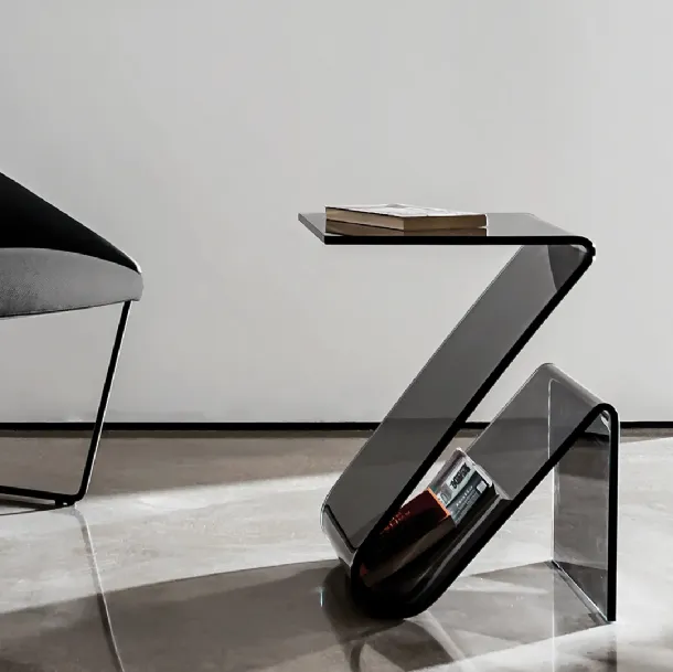 Fumé curved glass Zeta magazine holder by Sovet