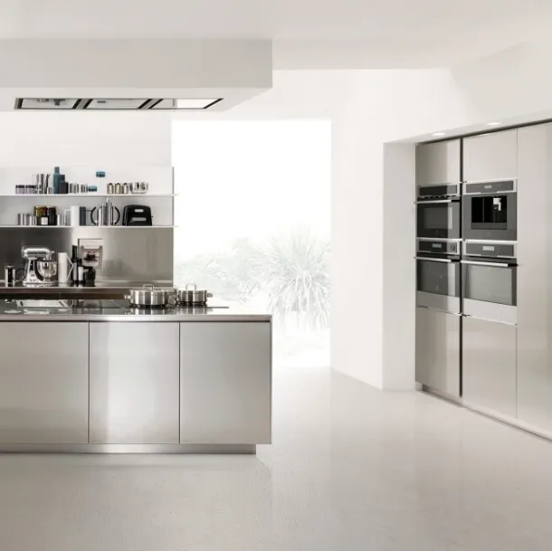Design Kitchen with Free Steel stainless steel island by Euromobil