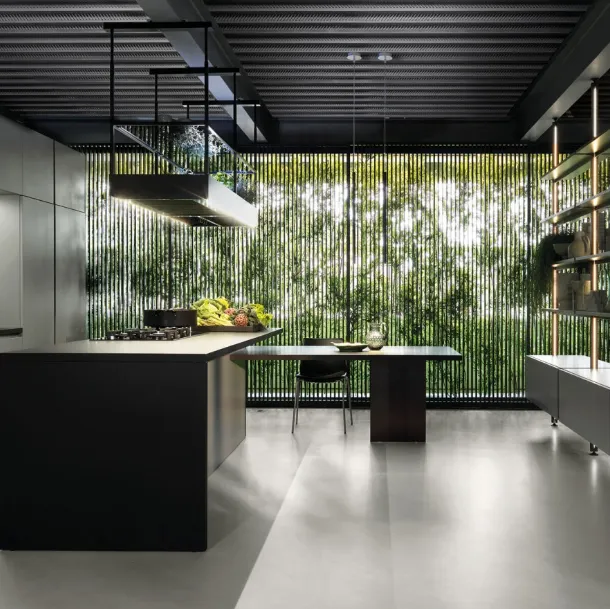 Design Kitchen with Lain Project 6 Island in Euromobil's Ottanio Lacquered Finish