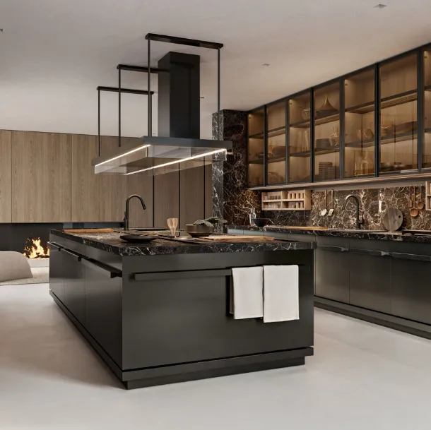 Design Kitchen with Proxima island in stainless steel with marble top and backsplash by Arclinea