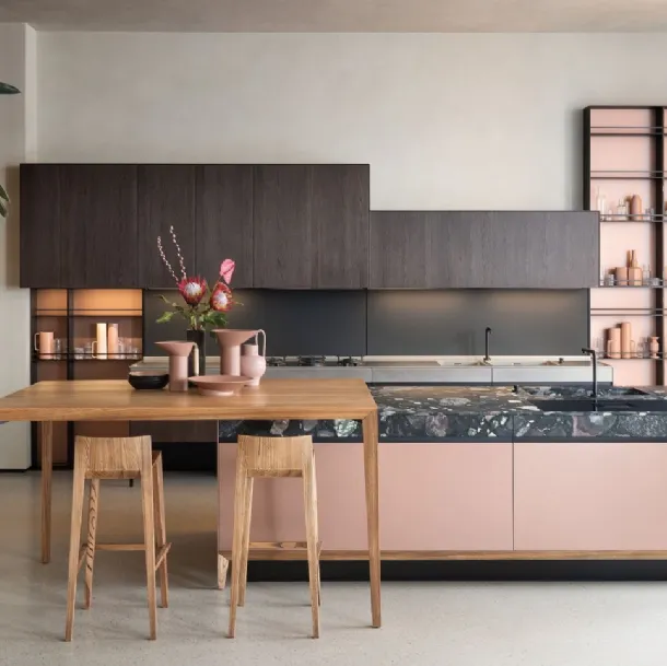 Design Kitchen in Wood with Lacquered Island by Euromobil's Project 2 from Euromobil