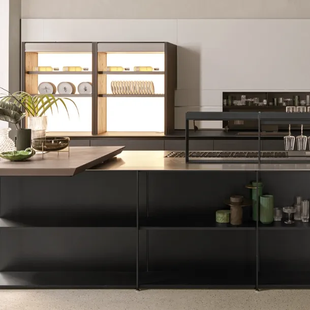 Design Kitchen with Telero Project 5 island in dekor glass and metal by Euromobil