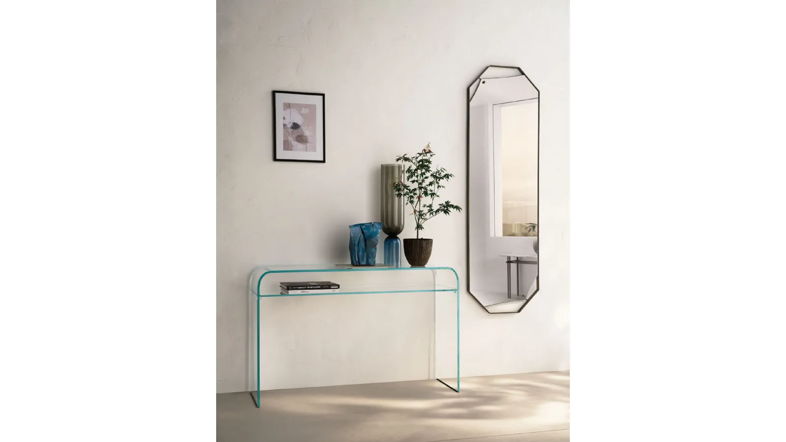 Entry Console Elementare in curved transparent glass by Fiam