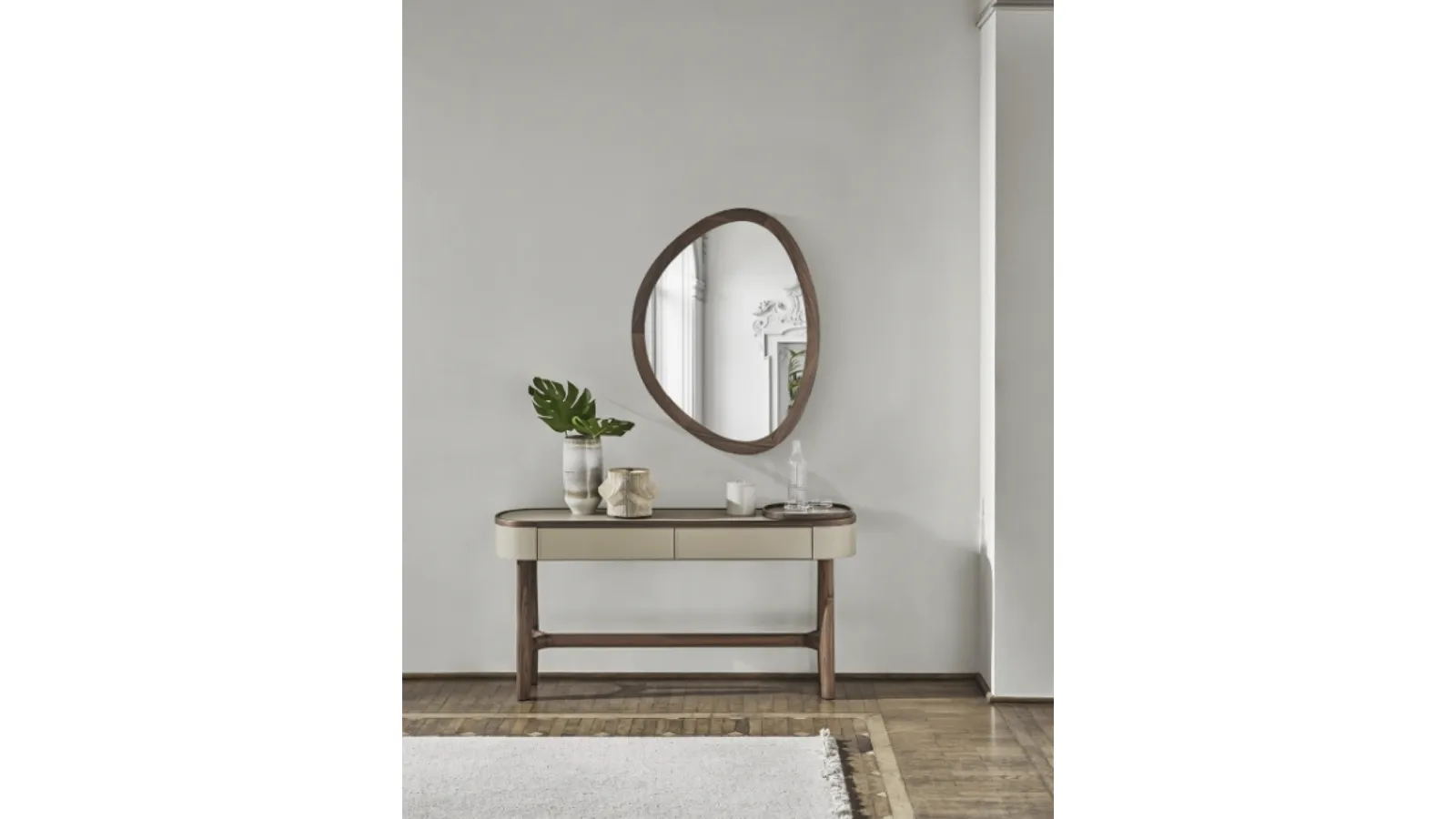 Rami Console Entryway Furniture in Leather-Wrapped Wood by Porada