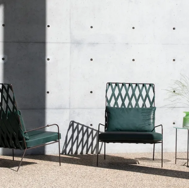 Alix leather armchair by Desirèe