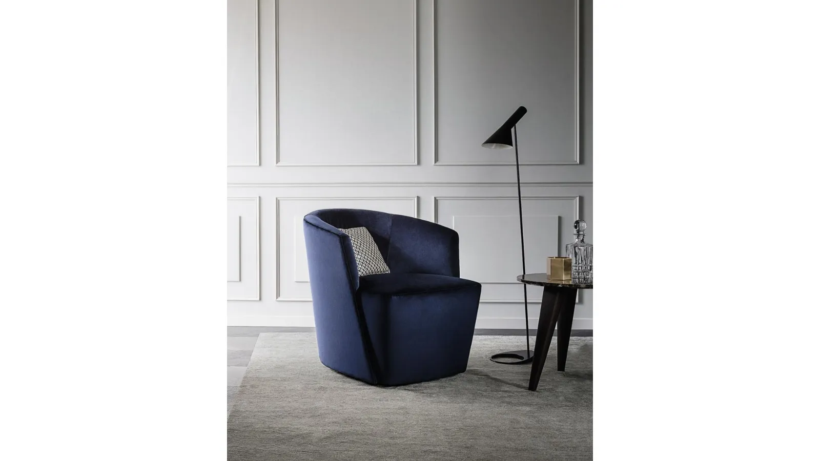 Club fabric armchair by Giellesse