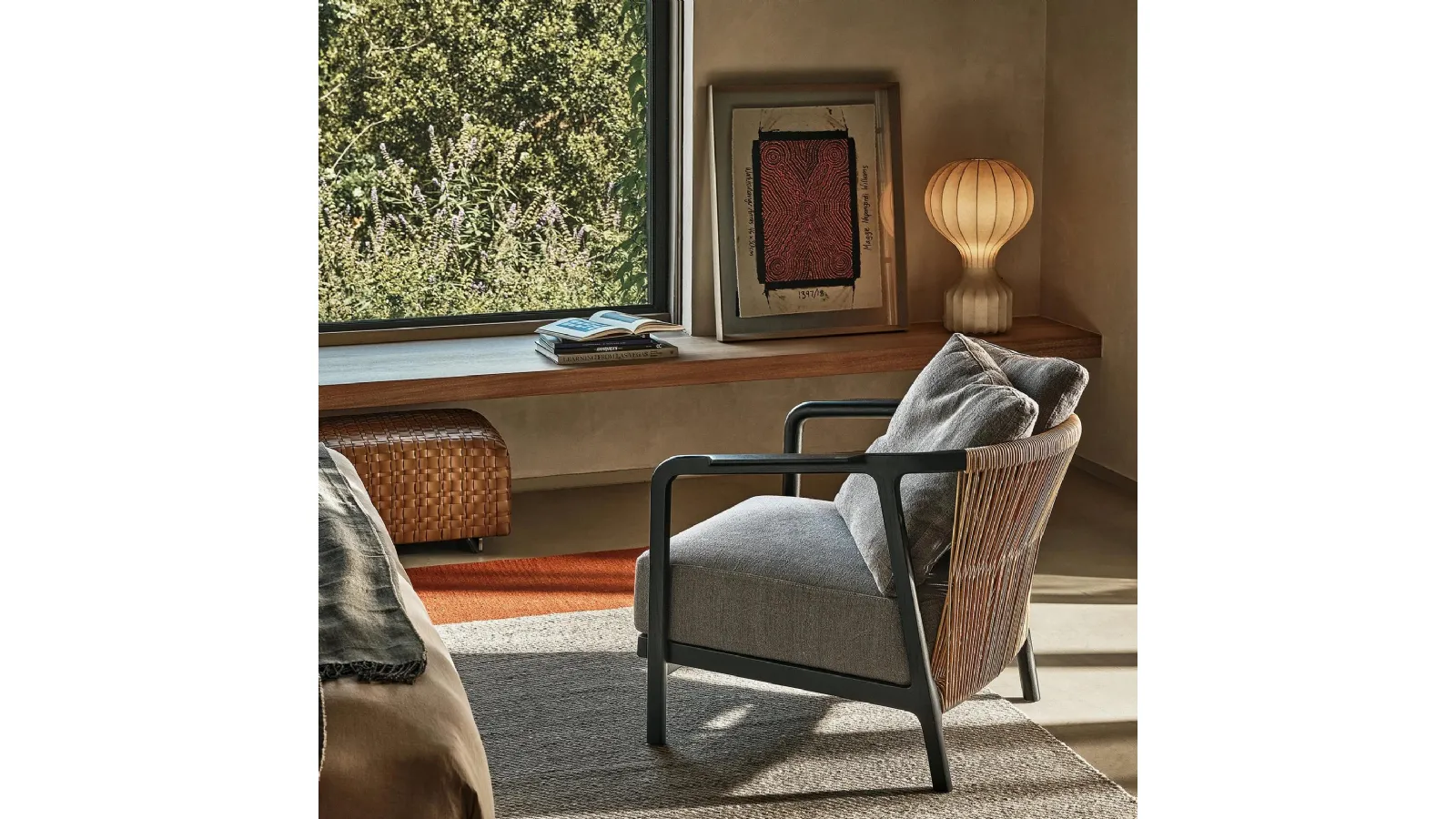 Crono armchair in upholstered fabric with a wooden structure and leather by Flexform