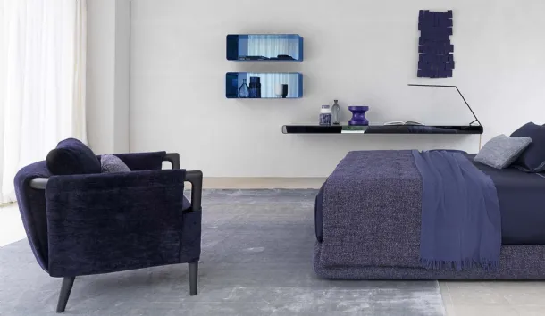 Flou Velvet Armchair Gaudì