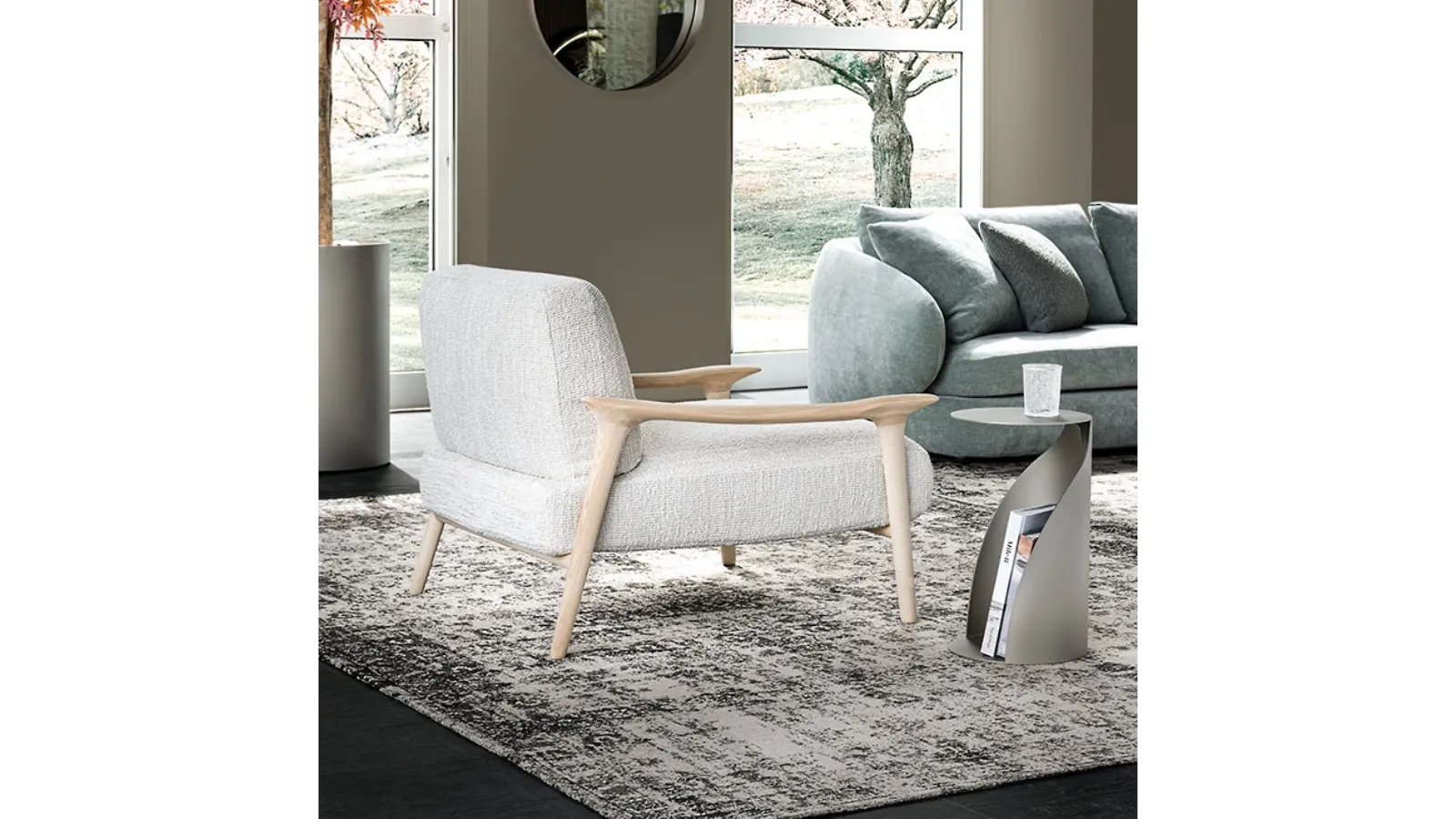 Giselle Lounge Armchair by Cattelan Italia