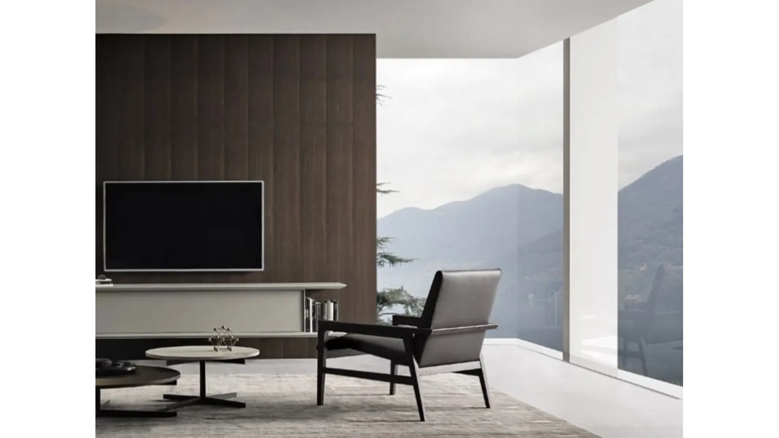 Halo leather armchair by Giellesse