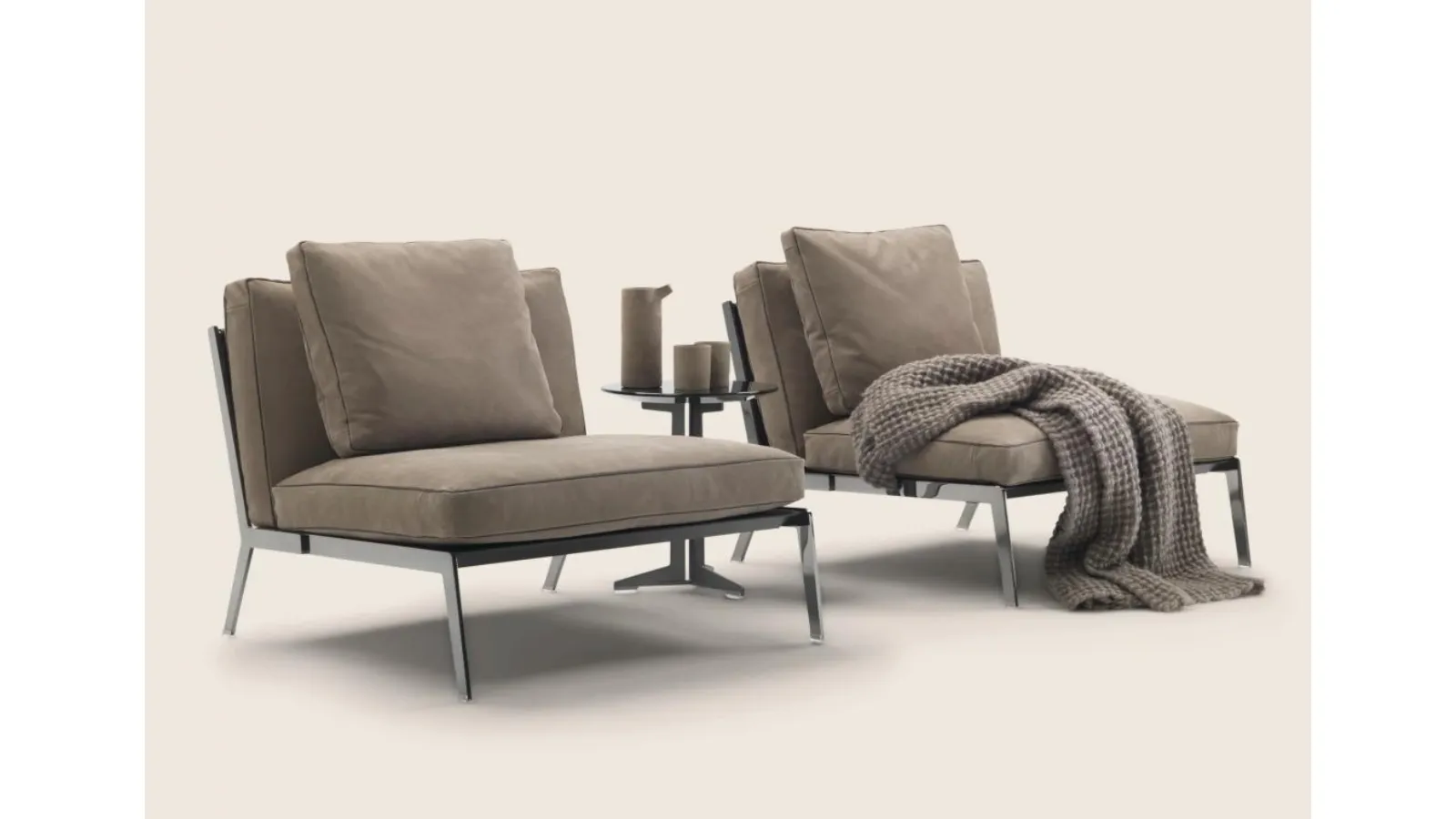 Leather armchair with metal legs Happy in Flexform