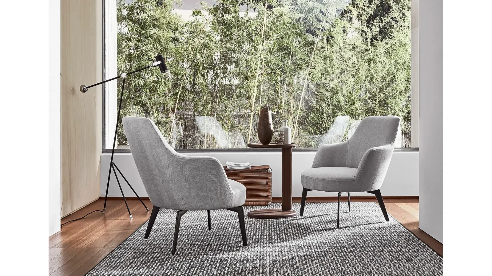 Hera fabric armchair with aluminum legs by Flexform