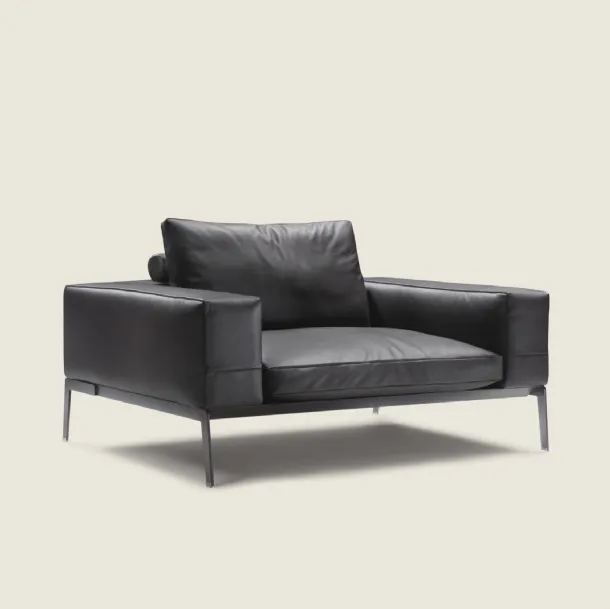 Leather armchair with Lifesteel metal legs by Flexform